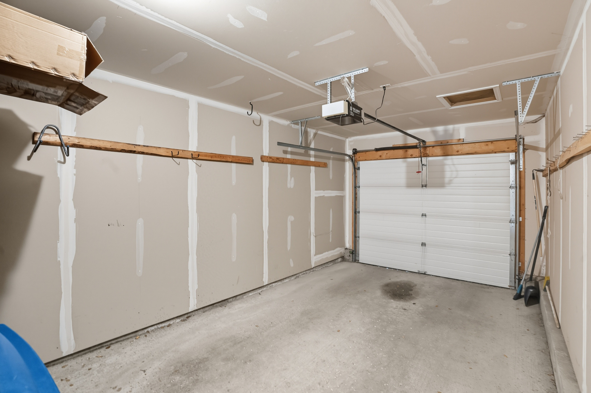 Public Open House·9/28周日 2-4PM· Briarwood 社区联排 · 127 Banyan Crescent #34——林与唐地产 - 10